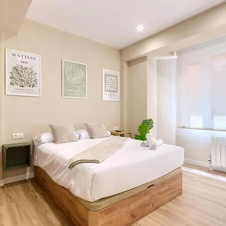 Familiar A Estrenar En Parking Gratis Y Wifi Gratis باراكالدو