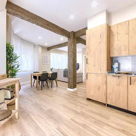 Familiar A Estrenar En Parking Gratis Y Wifi Gratis باراكالدو