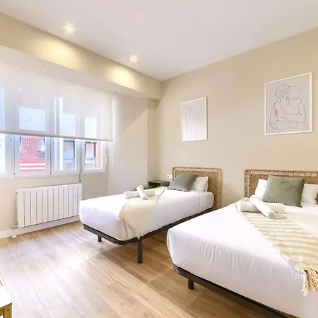 Familiar A Estrenar En Parking Gratis Y Wifi Gratis Apartment