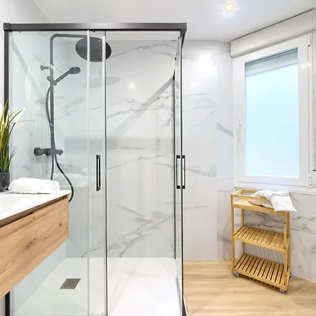 Familiar A Estrenar En Parking Gratis Y Wifi Gratis شقة *